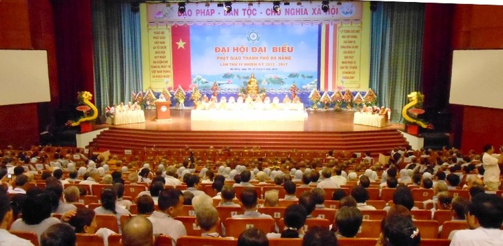 មហាសន្និបាតតំណាងព្រះសង្ឃពុទ្ធសាសនាអាណត្តិទី៤ទីក្រុងDa nang - ảnh 1
